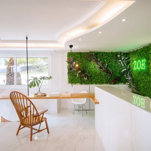 Zoe Hotel