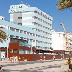 Hotel Dom Jose Beach
