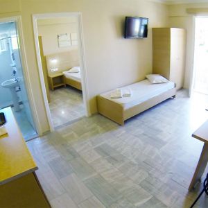 Hotel Happyland