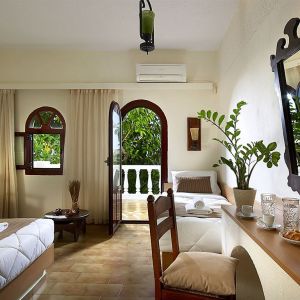Coriva Beach Hotel
