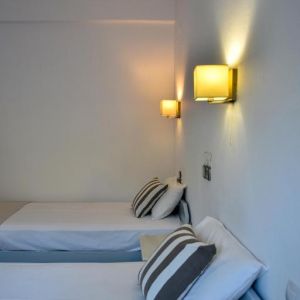 Iraklis Apartments