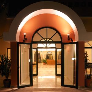 Hotel Century Resort