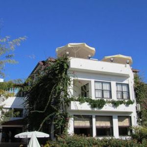 Titan Club Hotel