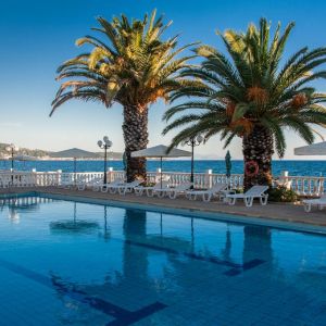 Hotel Paradise Beach