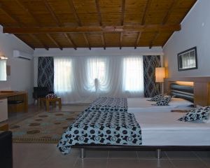 Hotel Comfort Flora Beach