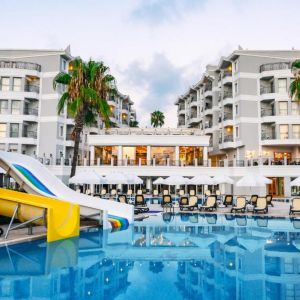Hotel Royal Atlantis Beach