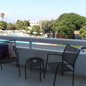 Happy Days Hotel