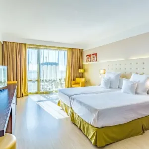 Hotel Barcelo Royal Beach