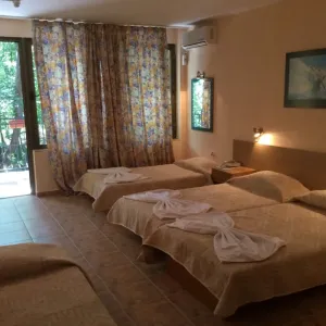 Hotel Briz