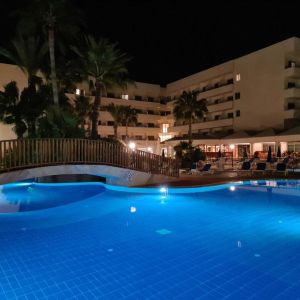 Nissiana Hotels and Bungalows
