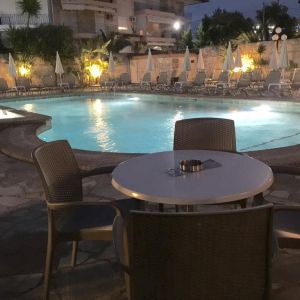 Hotel Sarantis