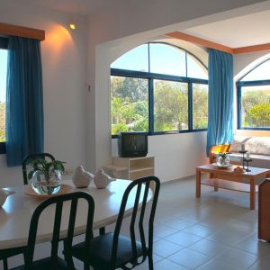 Hotel Govino Bay