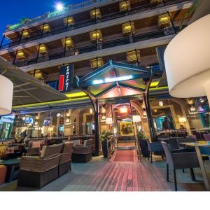 Phoenix Hotel