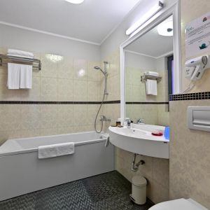 Tomis Garden Aparthotel