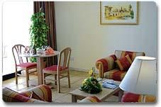 Hotel Lou'Lou'A Beach Resort
