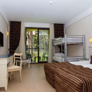 Champion Holiday Village
