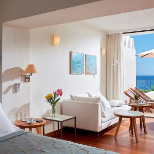 ST. NICOLAS BAY RESORT HOTEL and VILLAS