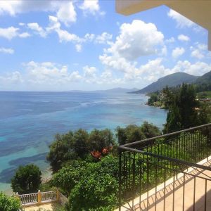 Meltemi Coast Suites