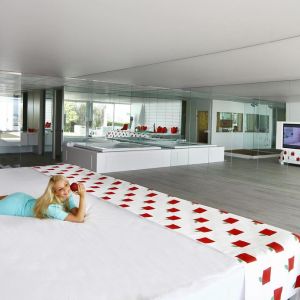 Hotel Royal Adam and Eve