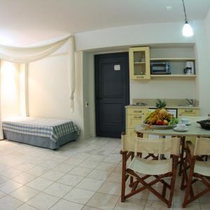 Hotel Golden Bay Apartments