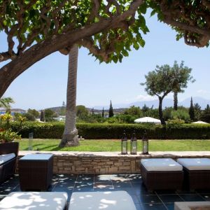 Minos Beach Art Hotel