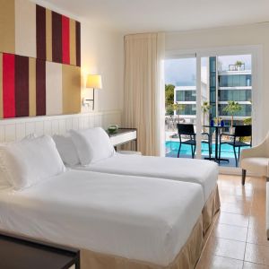 H10 Casa Del Mar