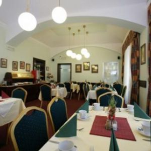 Hotel Lunik