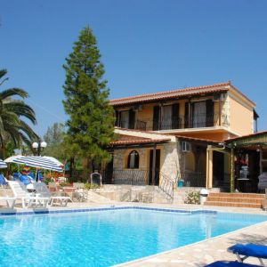 Hotel Elena Studios
