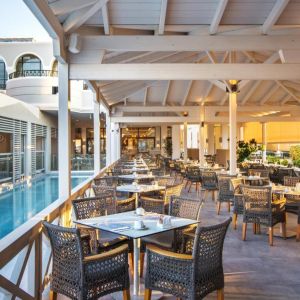 Hotel Porto Bello Royal
