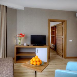 Hotel Grand Park Lara