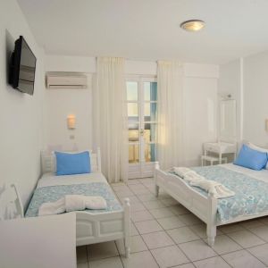 Erato Seaside Hotel