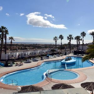 Hotel Bungalows Vista Oasis