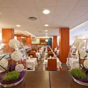Aqua Hotel Bertran Park