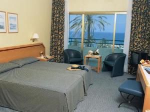 Hotel Louis Imperial Beach