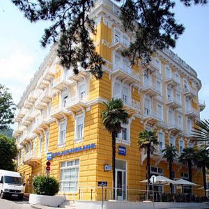 Hotel Bristol