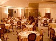 Hotel AKOL