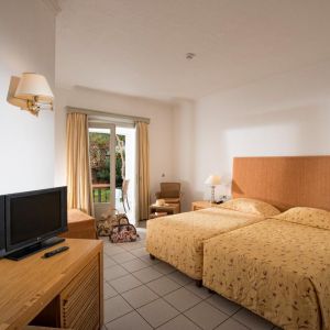 Hotel Annabelle Beach Resort