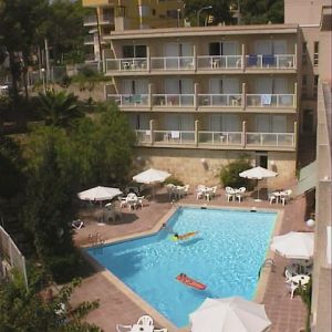 Hotel Tora