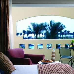 Hotel Coral Sea Water World