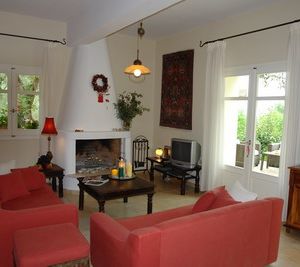 Riza Stone Cottage
