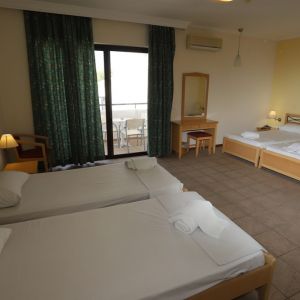 Dassia Holiday Club