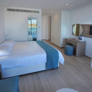 Okeanos Beach Boutique Hotel