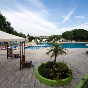 Happy Days Hotel