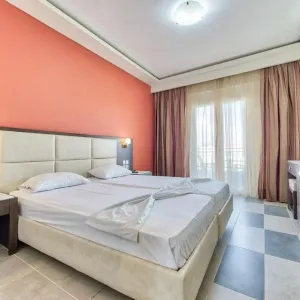 Hotel Majestic Laganas
