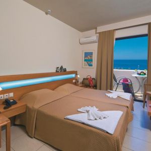 Hotel Eva Bay