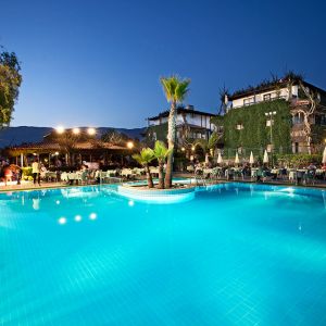 Titan Club Hotel