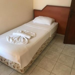 Muz Hotel