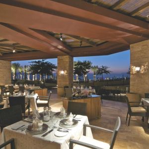 Hotel Movenpick Resort Tala Bay