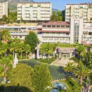 Club Paradiso Hotel and Resort