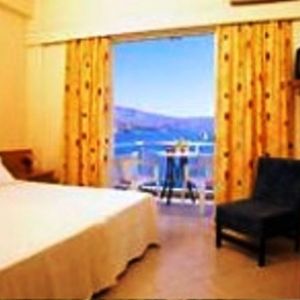 Aristea Hotel